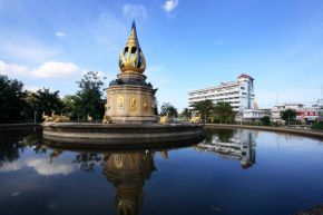  Chakungrao Riverview Hotel  Nai Mueang